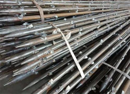 仁兴镇管棚钢花管加工